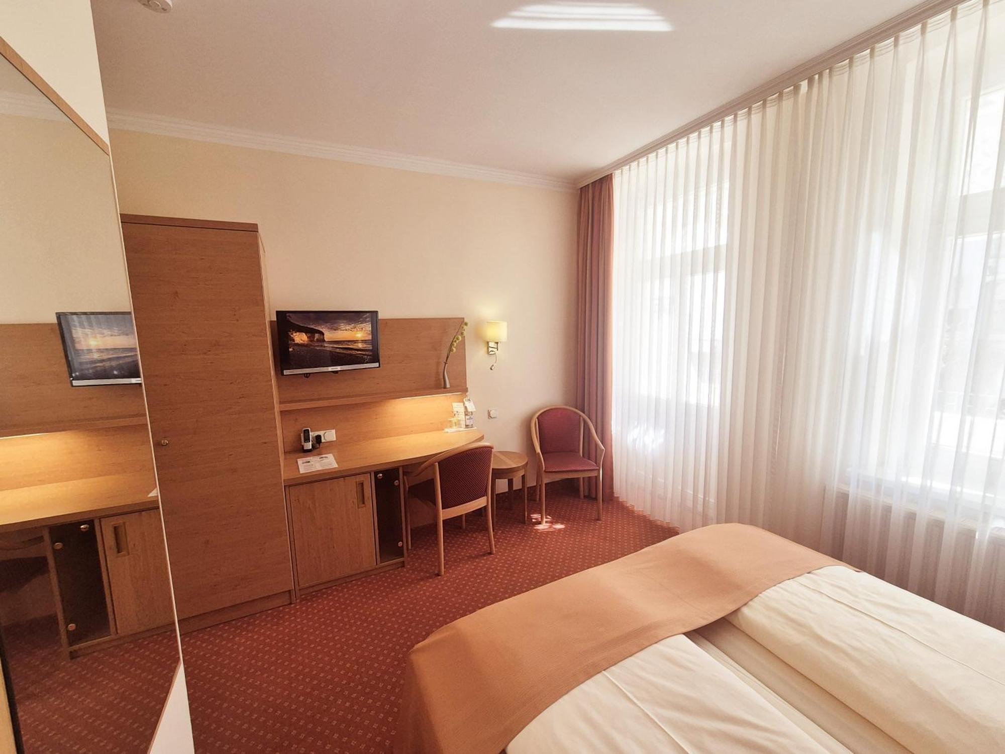 Hotel Villa Meeresgruss Binz Exterior photo