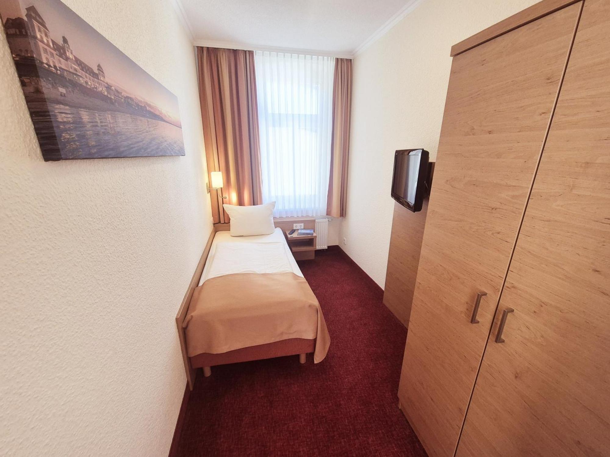 Hotel Villa Meeresgruss Binz Exterior photo